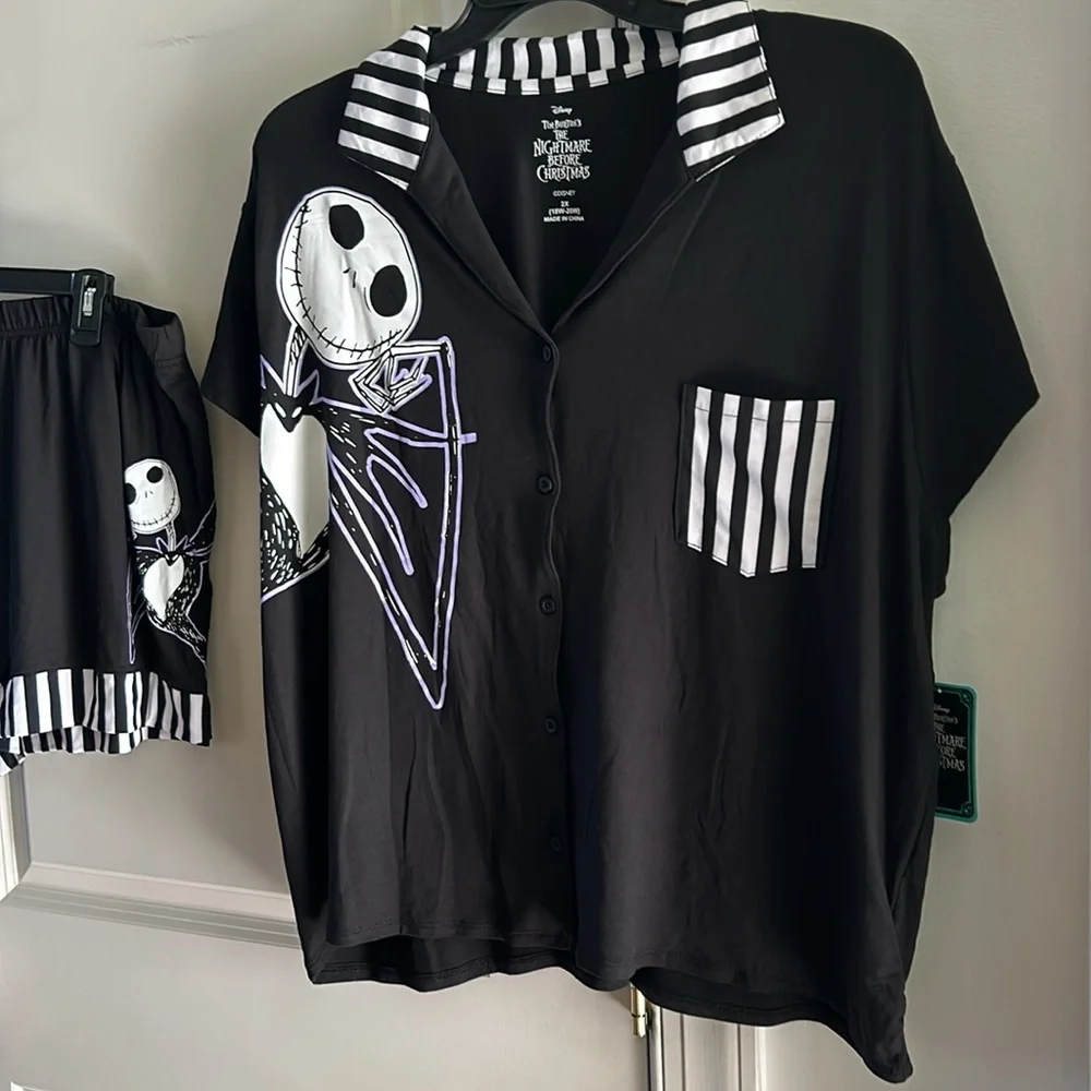 Disney Nightmare Before Christmas Women's Top and Shorts Pajama Set 2-Piece XS - Picture 5 of 10